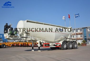 Camión del carguero de graneles del cemento de 45 Cbm, petroleros del polvo del cemento para el transporte a granel de las harinas