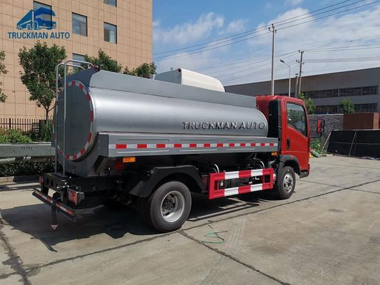 6000 camión de petrolero del combustible de aceite del camión de luz del litro HOWO 7.50R16