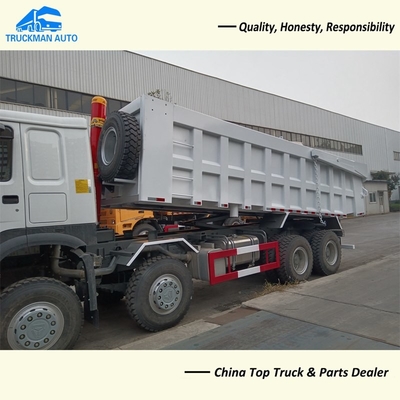 50 toneladas de camión volquete resistente de 8x4 SINOTRUCK 371HP para el trabajo minero