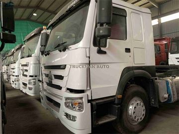 Howo real 420hp 6x4 utilizó el depósito de gasolina de los camiones 400L del tractor con el motor del euro 3 a Sudán